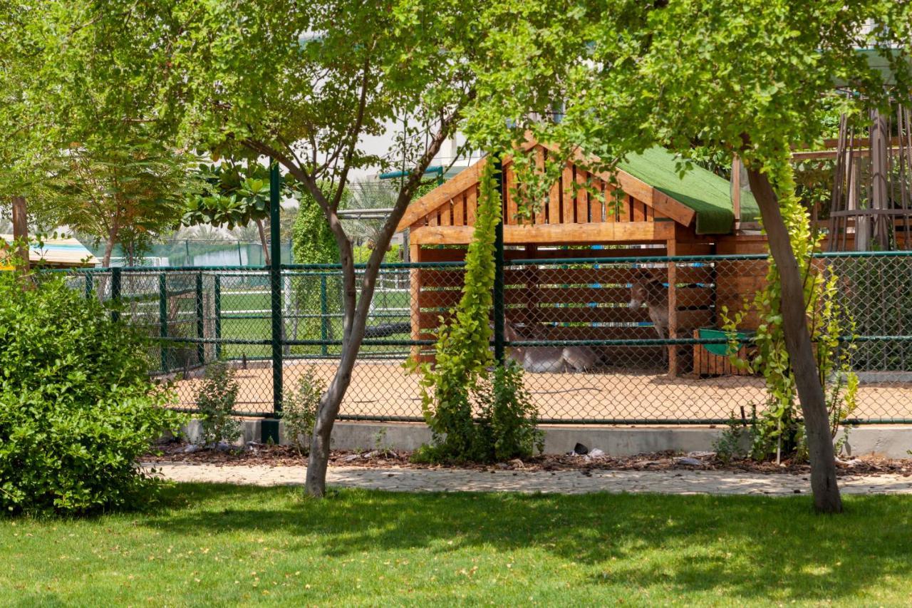 The Sustainable Homes Operated By Fam Living ドバイ エクステリア 写真