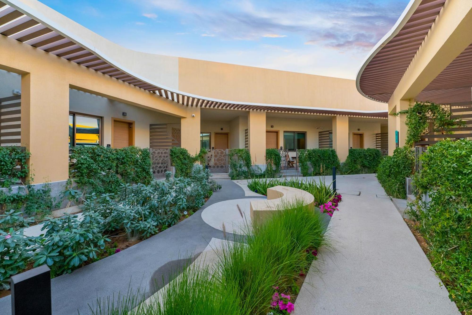 The Sustainable Homes Operated By Fam Living ドバイ エクステリア 写真