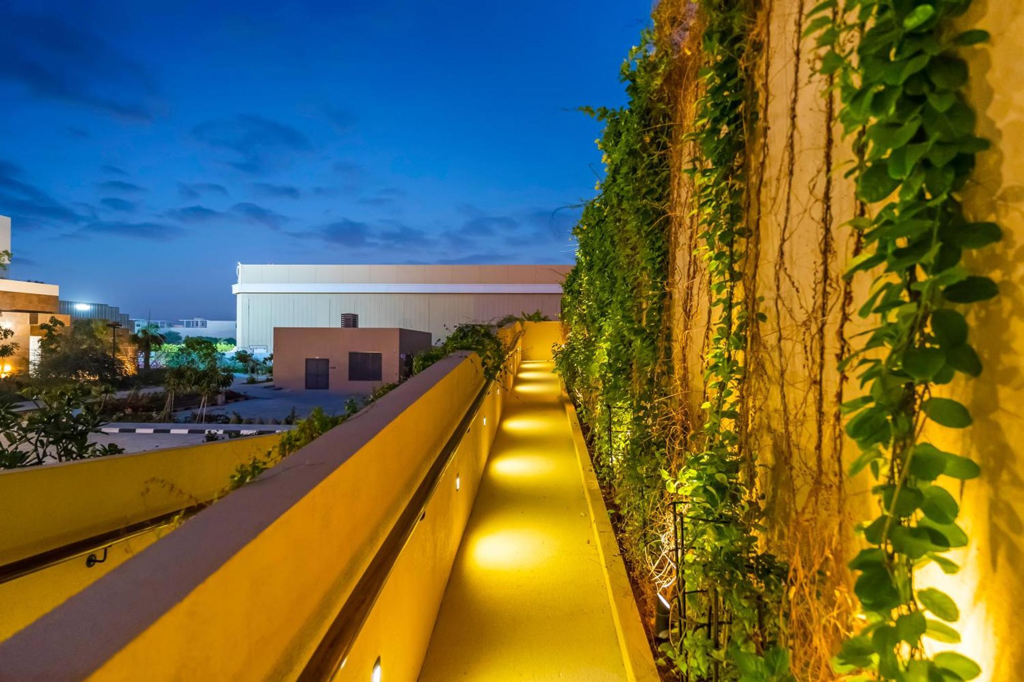 The Sustainable Homes Operated By Fam Living ドバイ エクステリア 写真